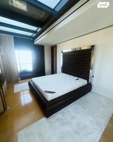 טריפלקס, סיטי, גבעתיים