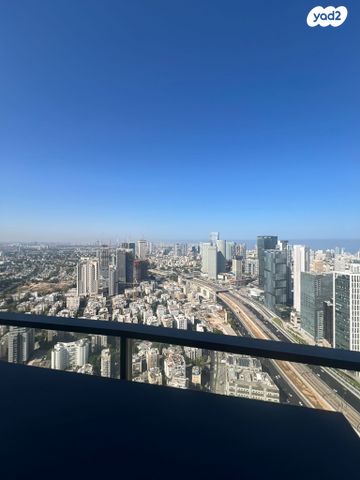 טריפלקס, סיטי, גבעתיים