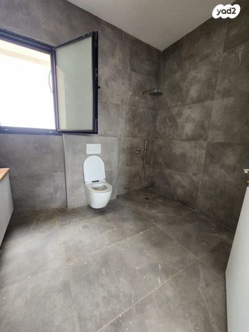 דו משפחתי, גדרה