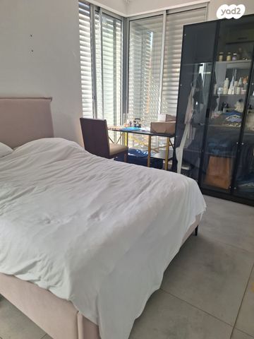 דו משפחתי, זלמן שניאור 13, קרית יערים, רמת השרון