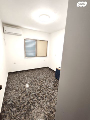 דירה, רש"י, באר שבע