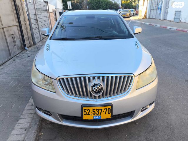 מודעת רכב ביואיק לה-קרוס