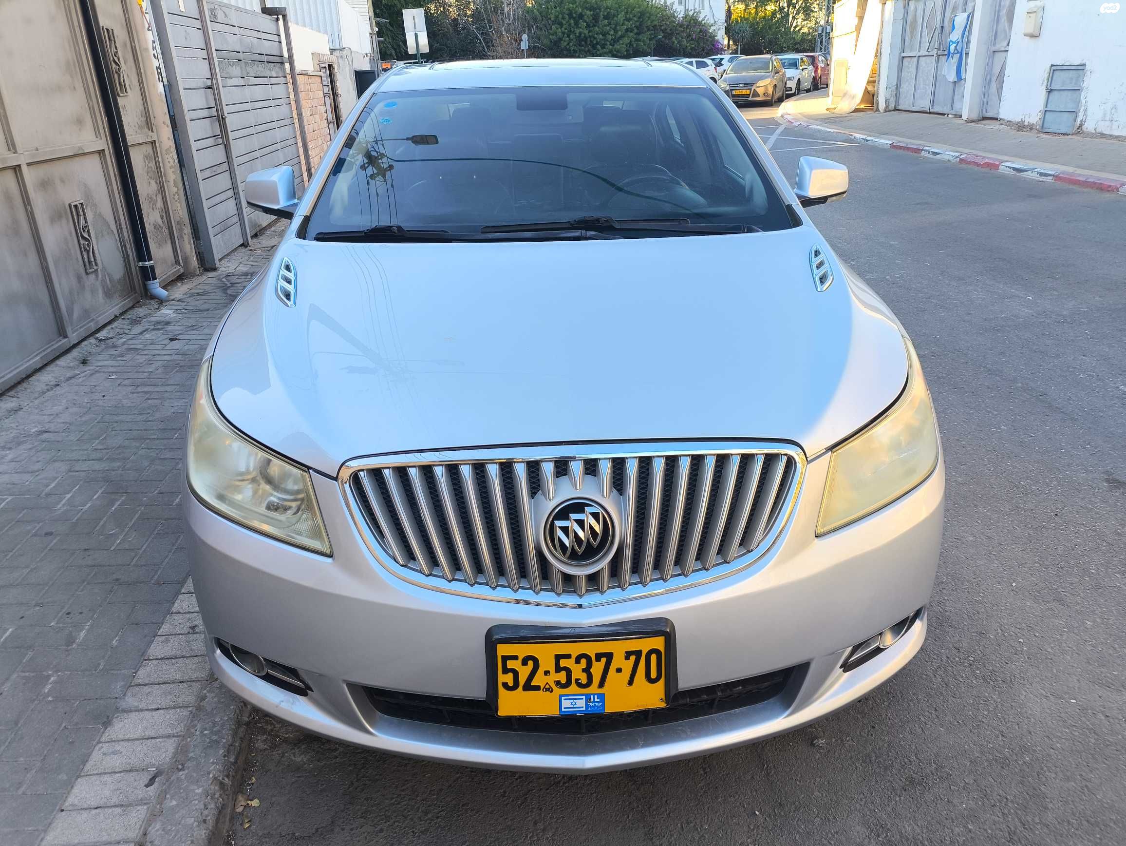 מודעת רכב ביואיק לה-קרוס