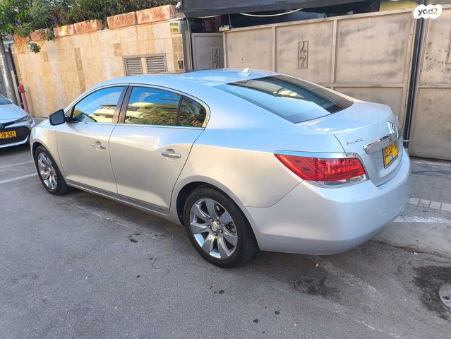 ביואיק לה-קרוס