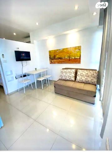 דירת גן, מרדכי אנילביץ' 15, יד אליהו, תל אביב יפו