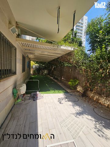 מת"מ, נאות פרס