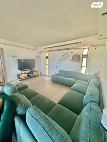 גג/ פנטהאוז, דוד ילין, תל אביב יפו