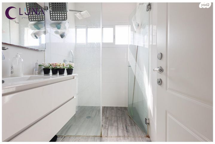 דירה, שדרות גולדה מאיר 17, קרית נורדאו, נתניה