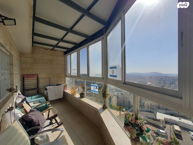 דירת גן, נחמה, חומת שמואל, הר חומה, ירושלים