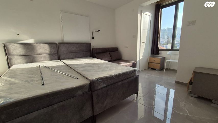 גג/ פנטהאוז, השומר, שיכון עובדים, טבריה