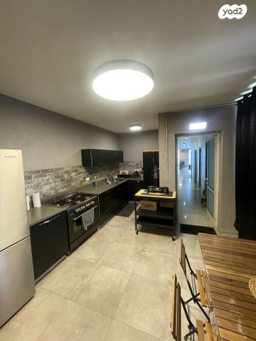 דירת גן, דרך אריאל שרון, קרית שמואל, טבריה