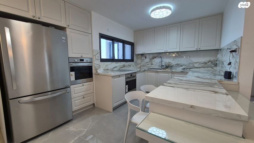 גג/ פנטהאוז, השומר, שיכון עובדים, טבריה