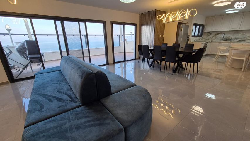 גג/ פנטהאוז, השומר, שיכון עובדים, טבריה