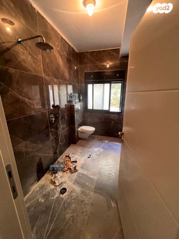 דירת גן, רמב"ם, מבשרת ציון