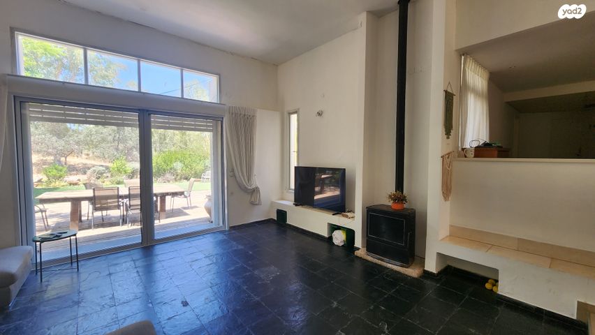 בית פרטי/ קוטג', אורנית