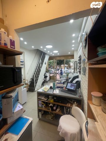 חנויות/ שטח מסחרי, דיזנגוף 247, הצפון הישן - צפון, תל אביב יפו