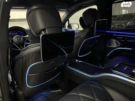 מרצדס-בנץ EQS SUV
