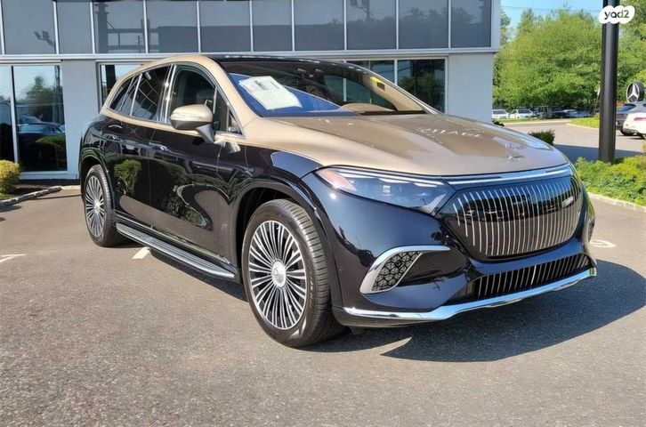 מרצדס-בנץ EQS SUV