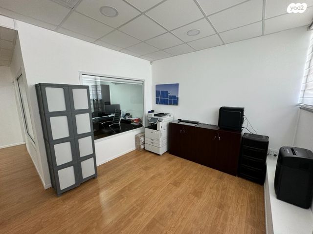 משרדים, הפנינים 11, מגדל, אשקלון