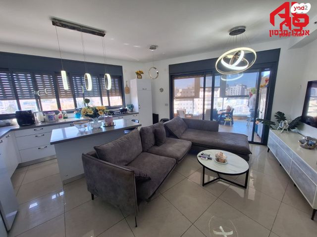 דירה, ארלוזורוב, אפרים, חדרה