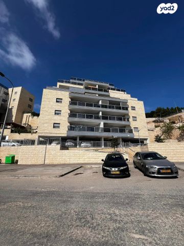 דירת גן, כרמיאל