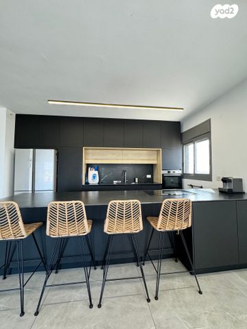 גג/ פנטהאוז, עכו