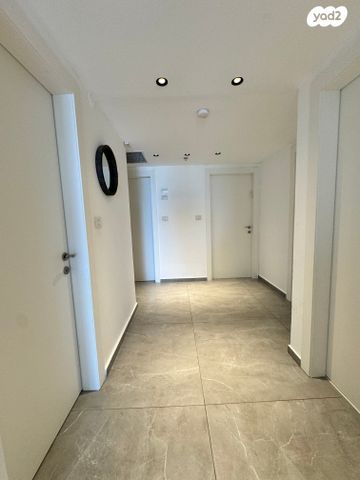 גג/ פנטהאוז, עכו