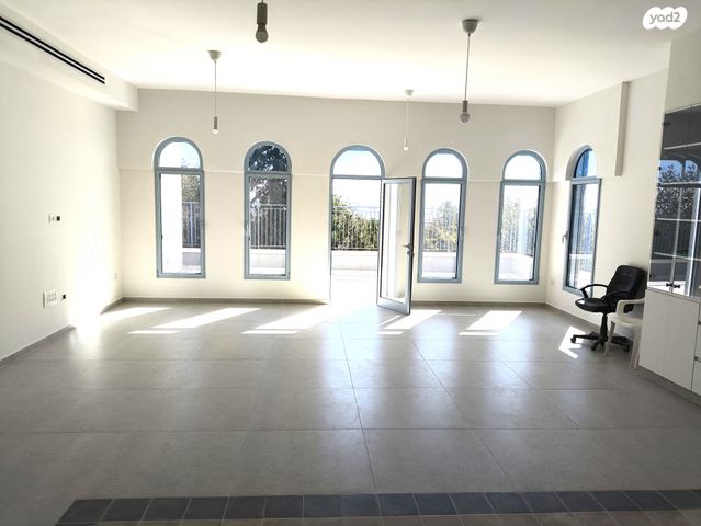 דו משפחתי, מעלה החמישה