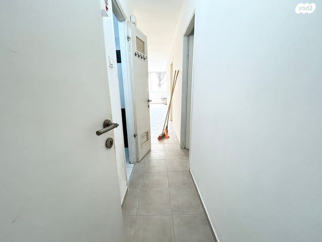 דירת גן, יצחק רגר, באר שבע