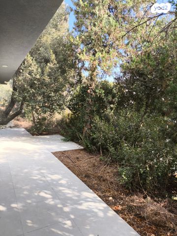 דו משפחתי, מעלה החמישה