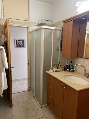 דירה, שדרות חיים וייצמן 100, צפון מזרח מרכז העיר, נתניה