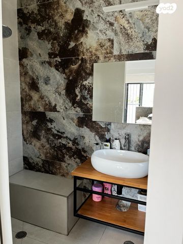 דירה, דרך דגניה 59, נתניה