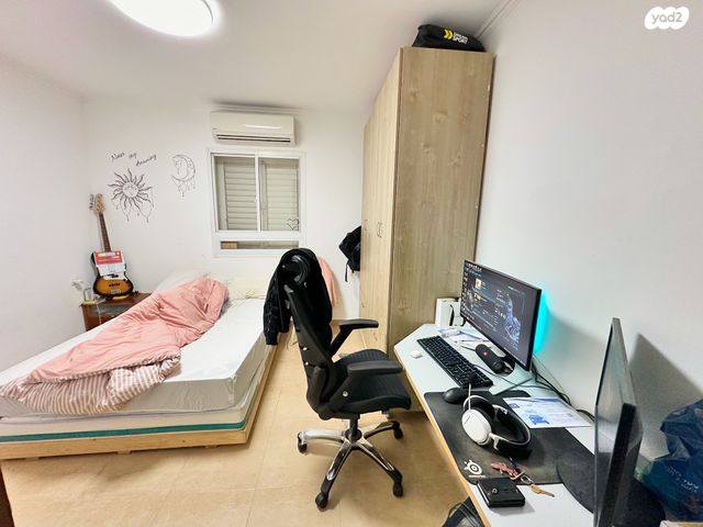 דירה, מקור החסידה, אילת