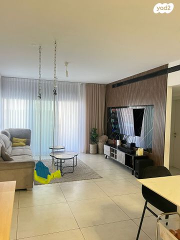 דירה, רמב"ן, רמת חן ובן ציון, נתניה