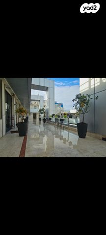 חלל עבודה משותף, הרצליה