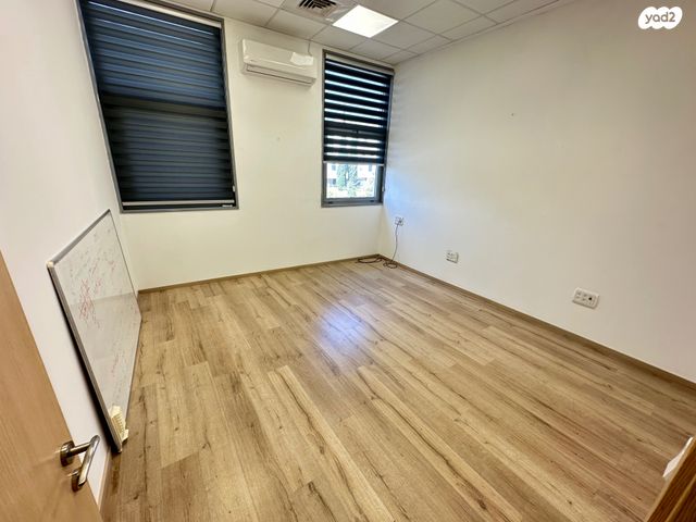 משרדים, הפארק הטכנולוגי, מודיעין מכבים רעות