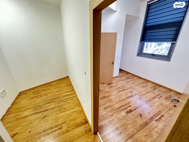 משרדים, הפארק הטכנולוגי, מודיעין מכבים רעות