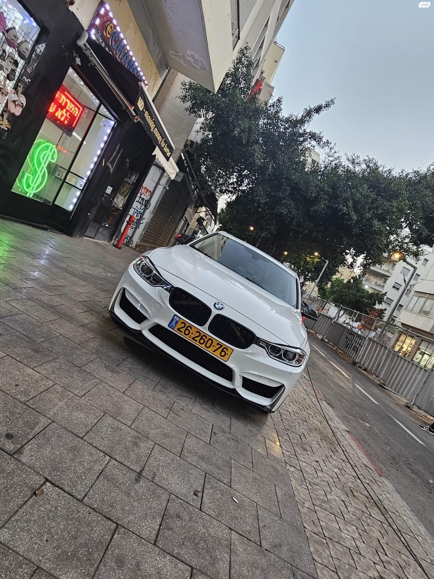 מודעת רכב ב מ וו סדרה 3