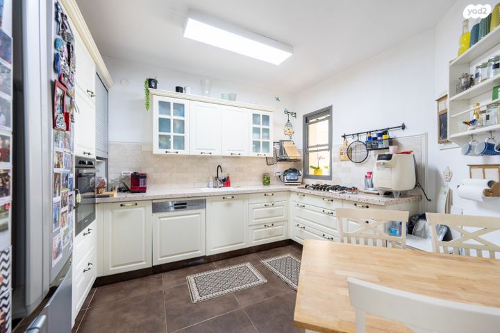 דירה, עזריאל, נווה דקלים, פתח תקווה