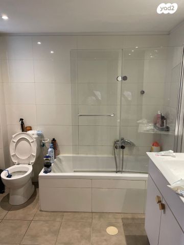 דירה, החרצית, קרית אילון, חולון