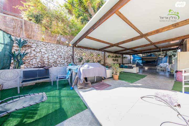 בית פרטי/ קוטג', האלון, רובע ב', אריאל