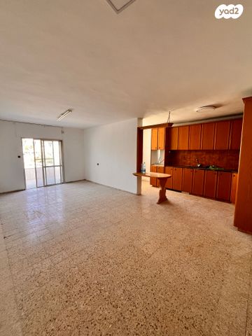 דירה, אליעזר קשאני, ארמון הנציב, תלפיות מזרח, ירושלים