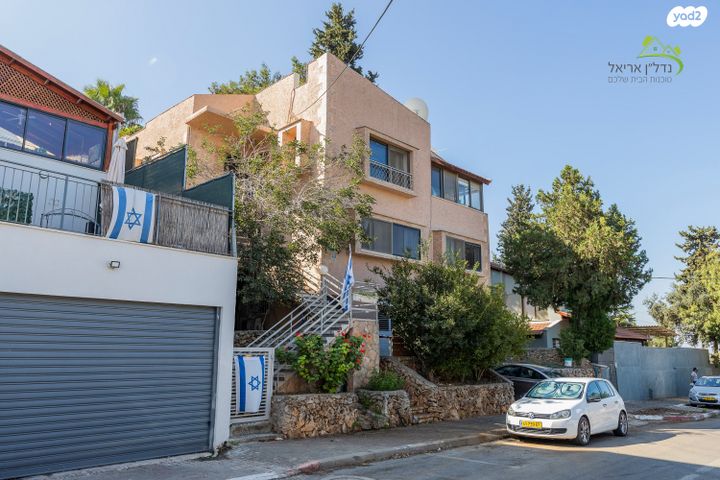 בית פרטי/ קוטג', האלון, רובע ב', אריאל