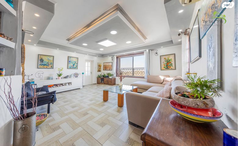 בית פרטי/ קוטג', האלון, רובע ב', אריאל