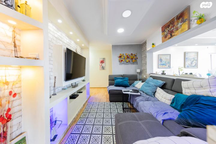 בית פרטי/ קוטג', האלון, רובע ב', אריאל