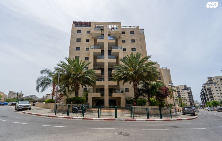 דירה, עזריאל, נווה דקלים, פתח תקווה