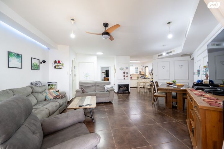 דירה, עזריאל, נווה דקלים, פתח תקווה