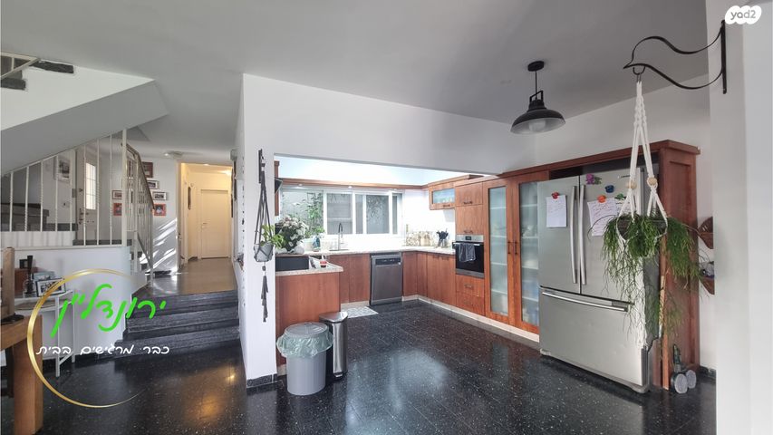 בית פרטי/ קוטג', סלע, רחובות