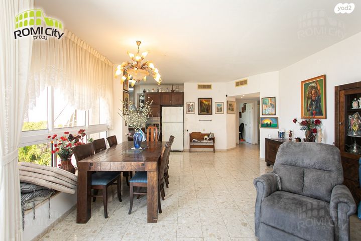 דירה, גבעת דאונס 21, אחוזה, חיפה