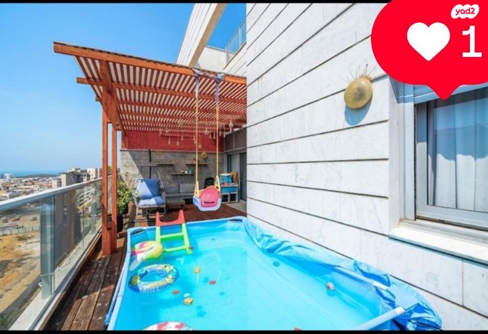 גג/ פנטהאוז, מעלה הגת 32, ברנע, אשקלון